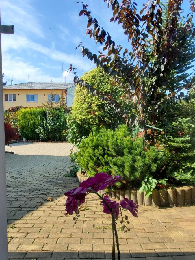 Apartman Stary Liskovec Apartment Бърно Екстериор снимка